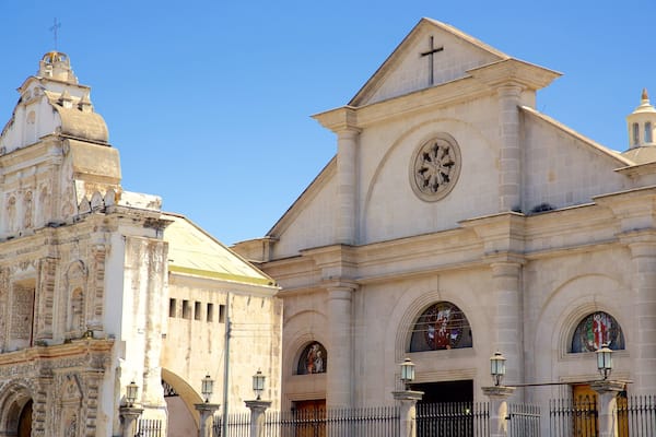 Quetzaltenango Cathedral featuring heritage elements and a church or cathedral