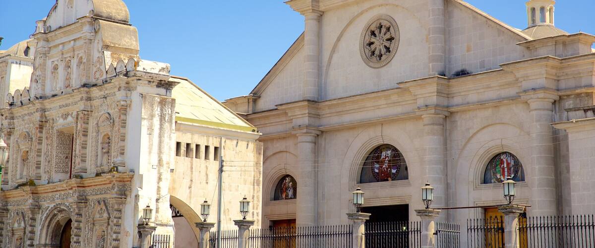 Quetzaltenango Cathedral which includes a church or cathedral and heritage elements