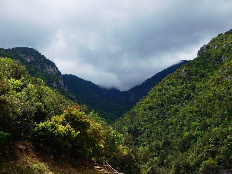 A flooded city and the screaming waterfalls in the shadow of Olympus
https://foodandtravel.blog/2020/02/15/%ce%b1-flooded-city-and-the-screaming-waterfalls-in-the-shadow-of-olympus/