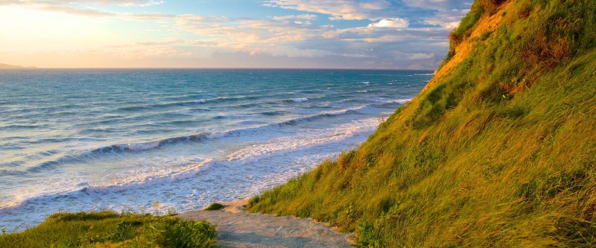 Sunset Beach showing landscape views, general coastal views and a sunset