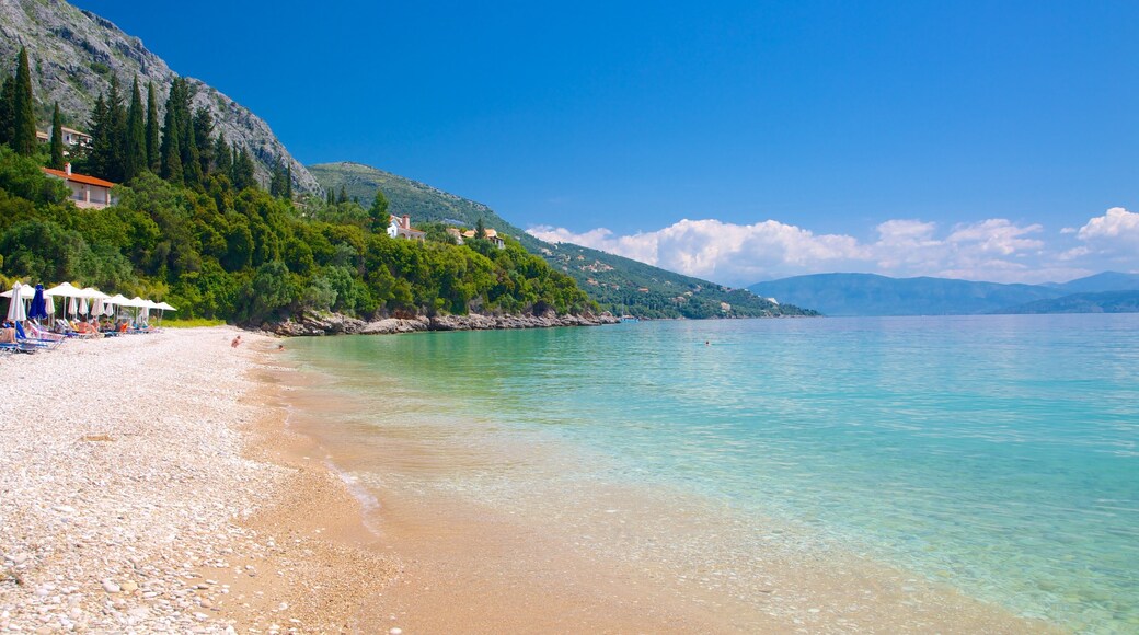 Barbati strand som inkluderer landskap, strand med småstein og sandstrand