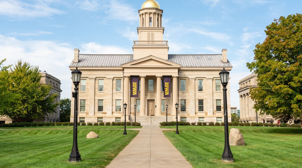 The old Capitol Building and museum in Iowa City, Iowa, USA.