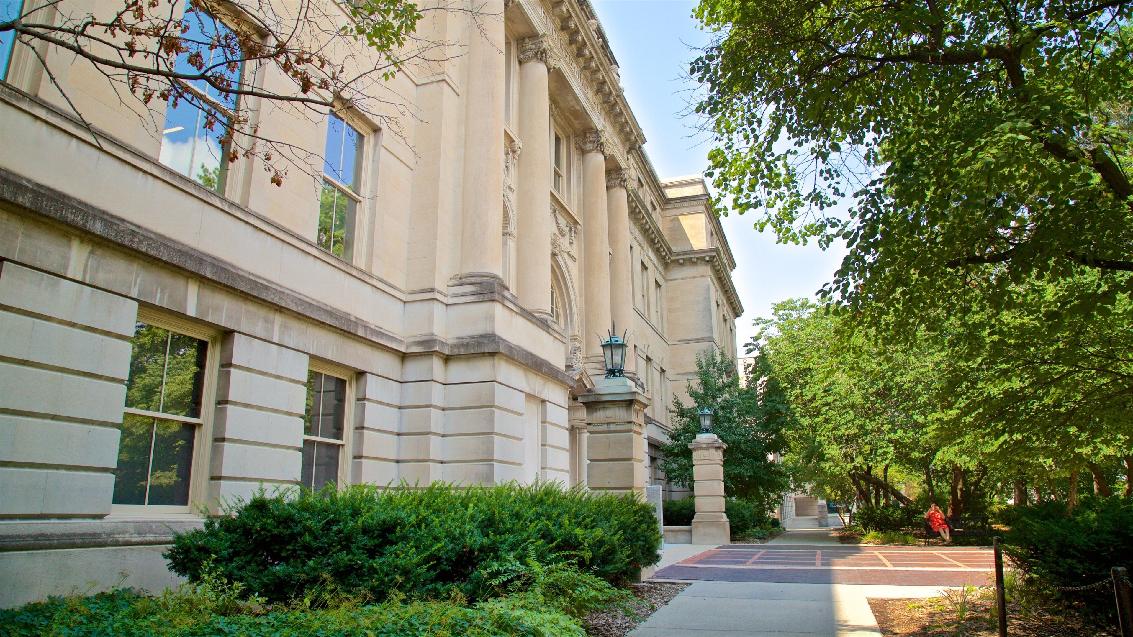 Đại học Tiểu bang Iowa có tính năng kiến trúc di sản