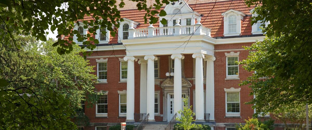 Iowa State University showing heritage architecture