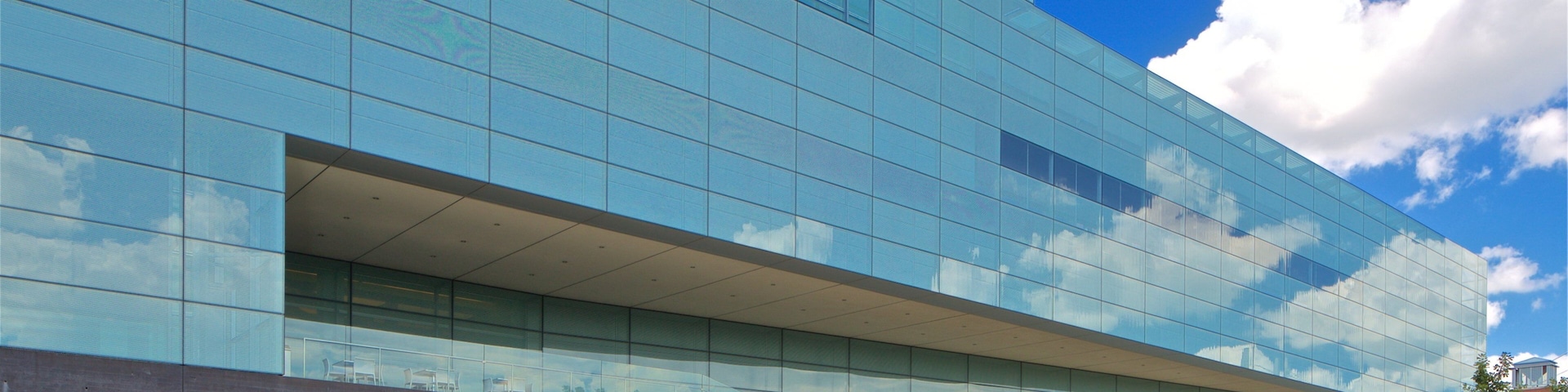 Figge Art Museum mostrando arquitetura moderna