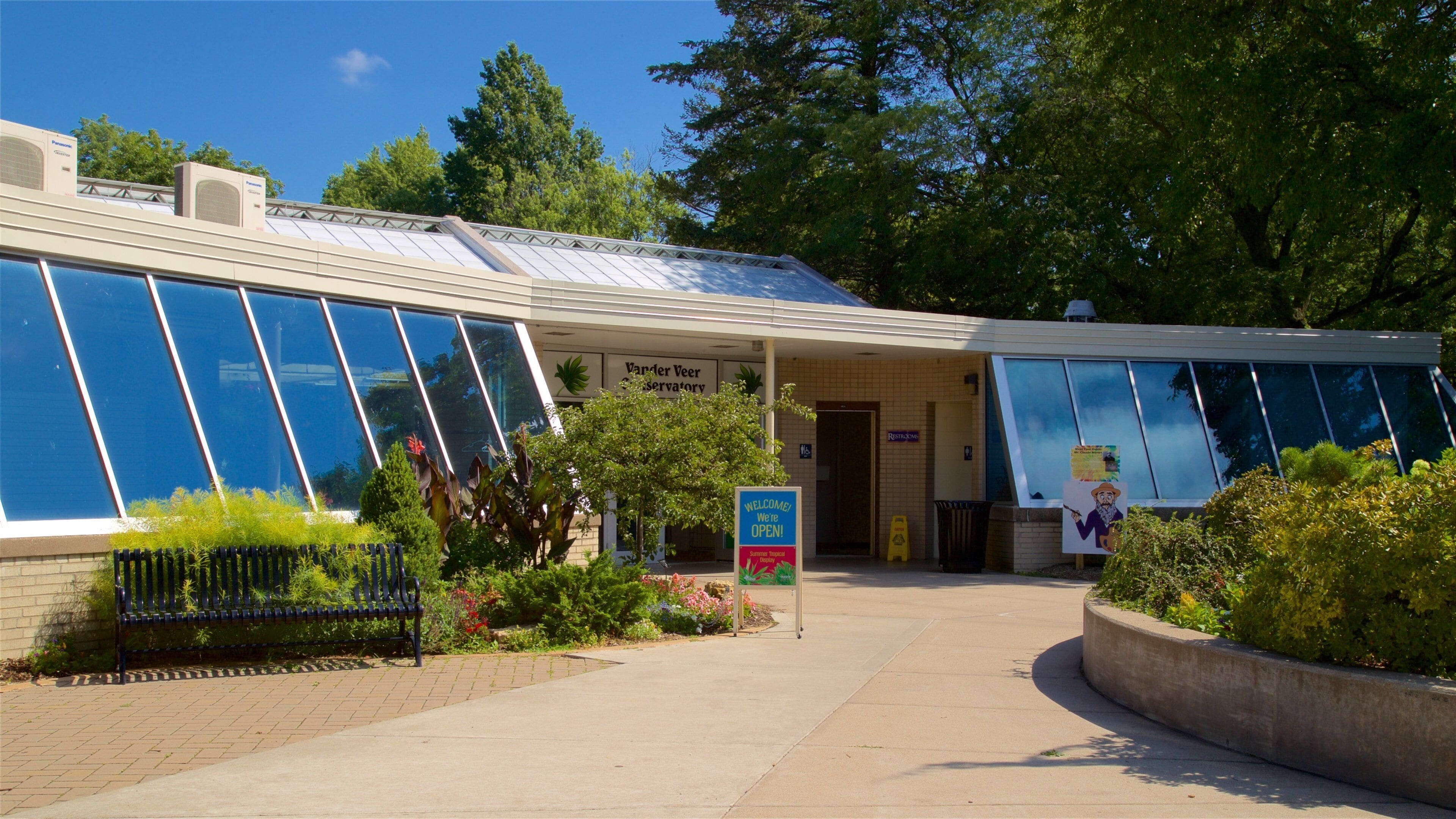 Jardin botanique de Vander Veer montrant parc