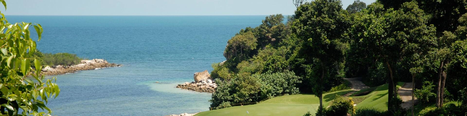 RIA BINTAN OCEAN COURSE