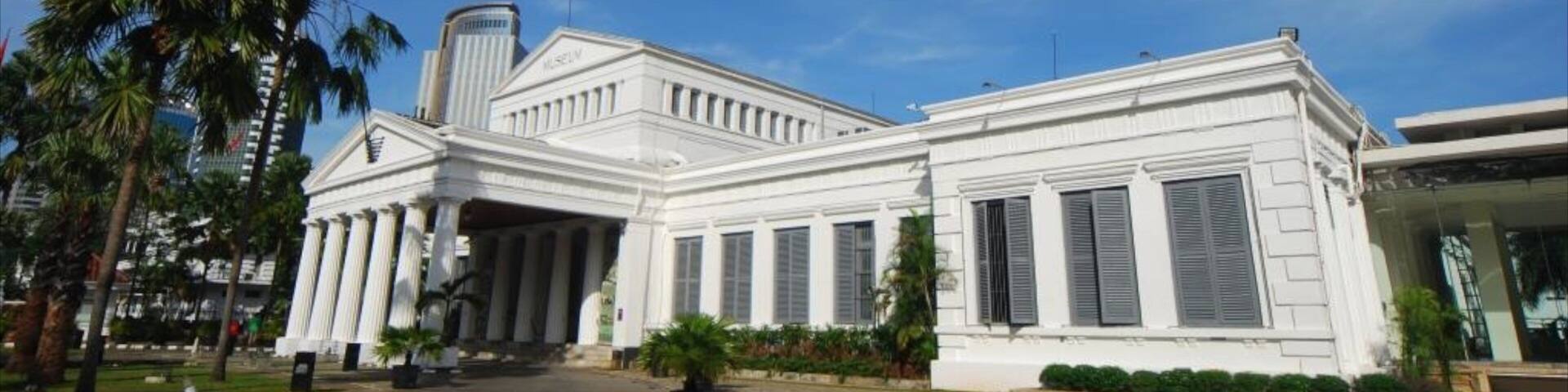 Museo Nacional de Indonesia mostrando una ciudad