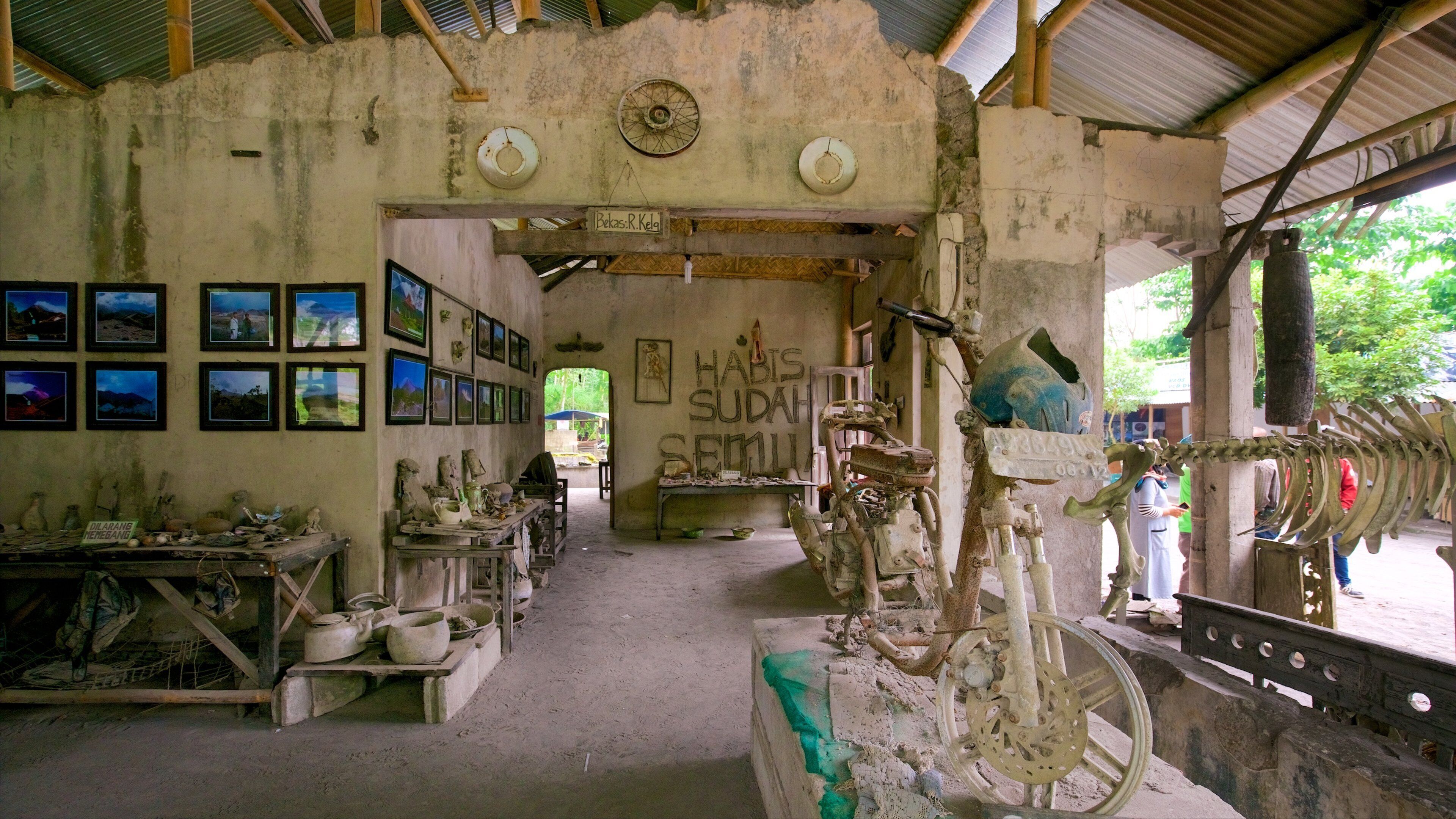 Mount Merbabu National Park showing heritage elements and interior views