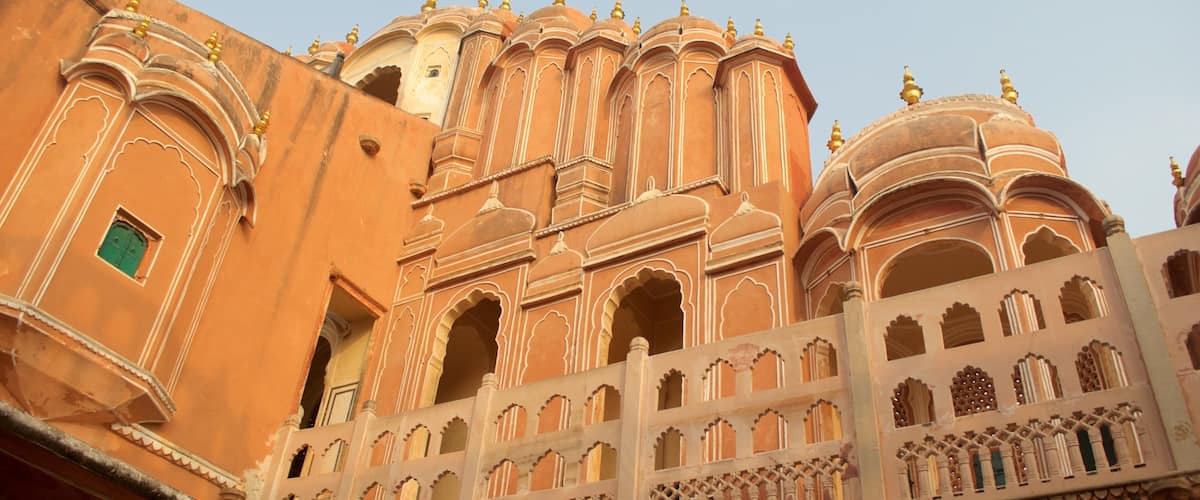 Hawa Mahal featuring vanha arkkitehtuuri