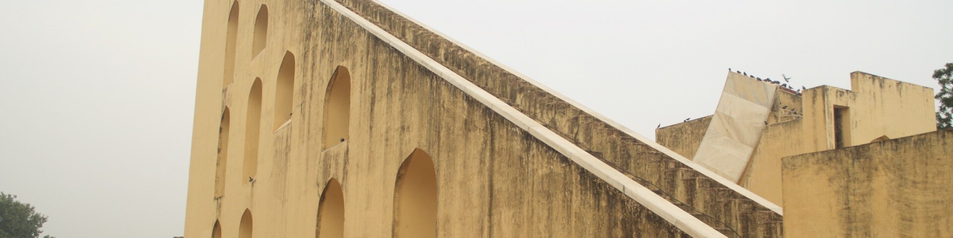 Jantar Mantar que inclui um observatĂłrio