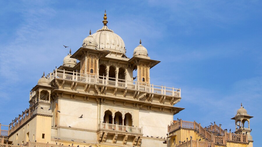 Central Museum featuring heritage architecture