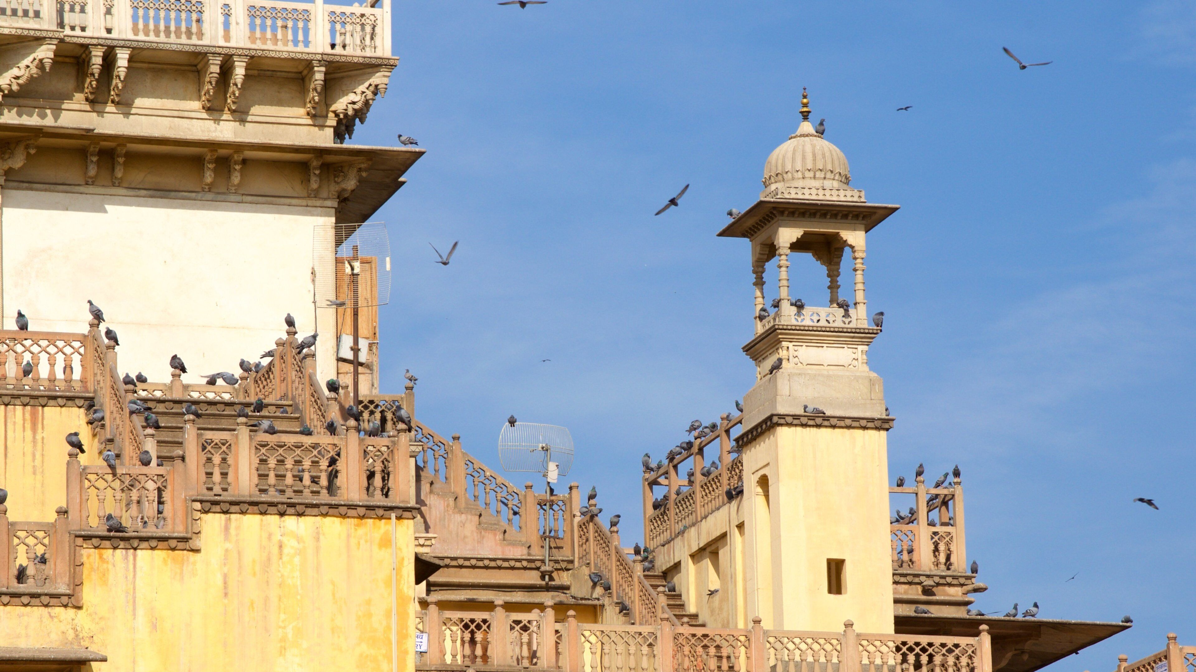 Central Museum featuring heritage architecture