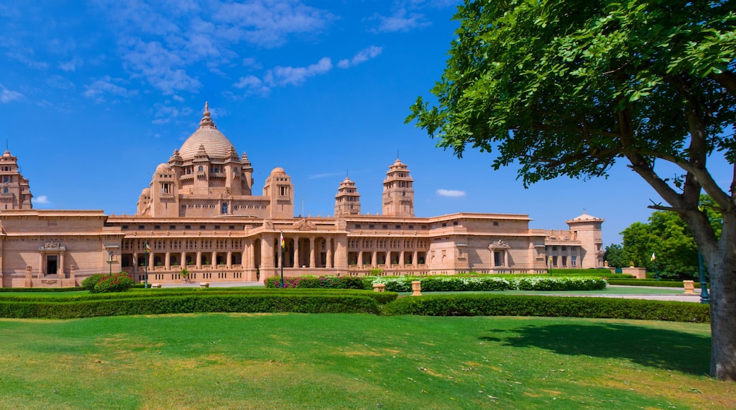 Umaid Bhawan palace hotel in Jodhpur