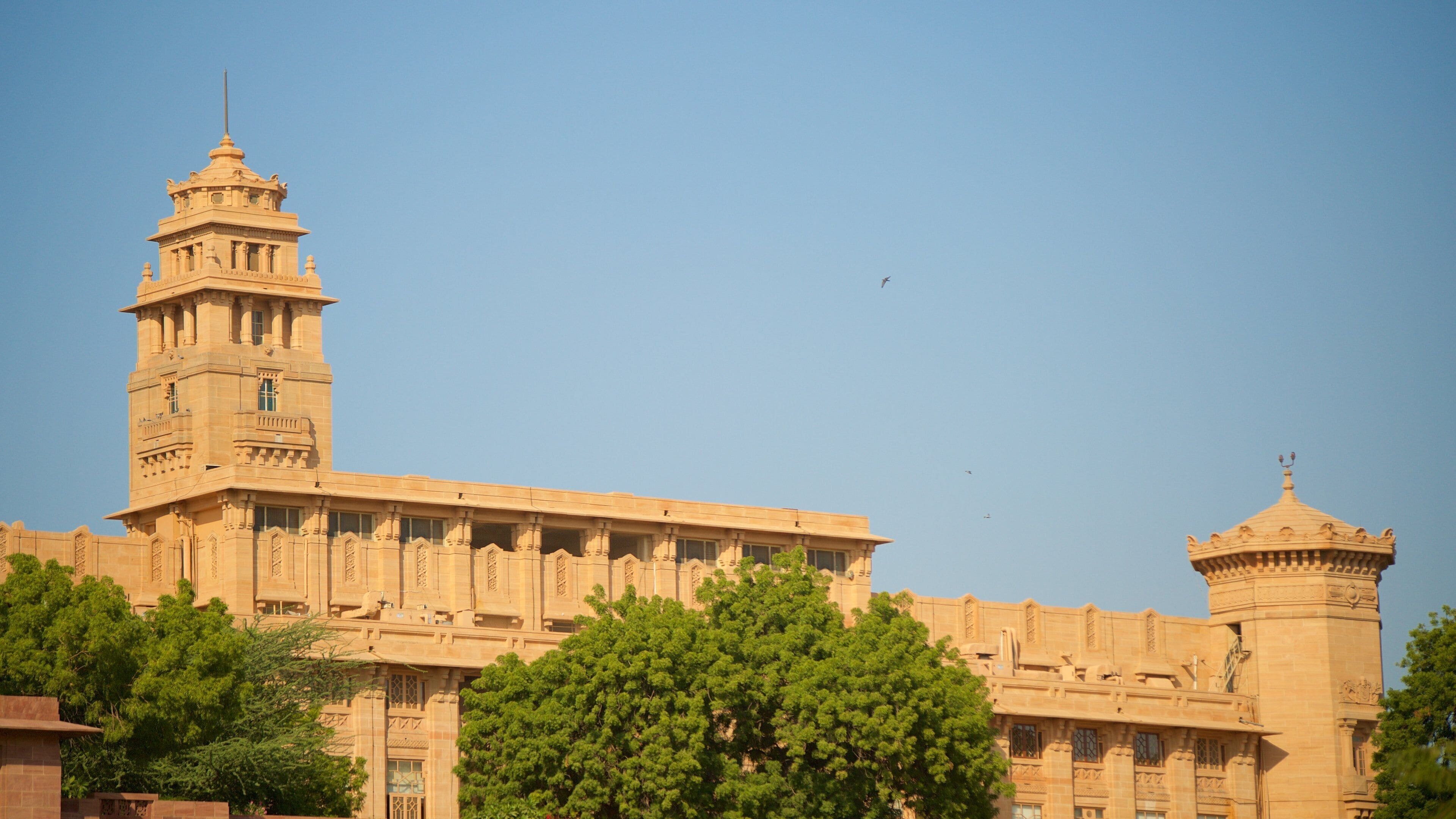 Umaid Bhawan Palace showing heritage architecture, heritage elements and château or palace