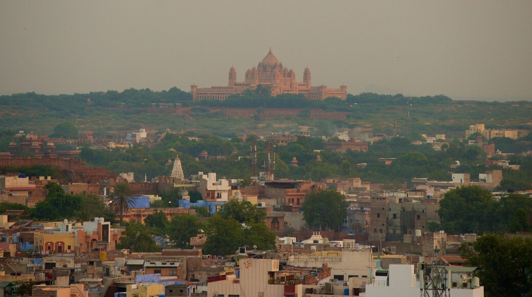 Umaid Bhawan Palace featuring a city