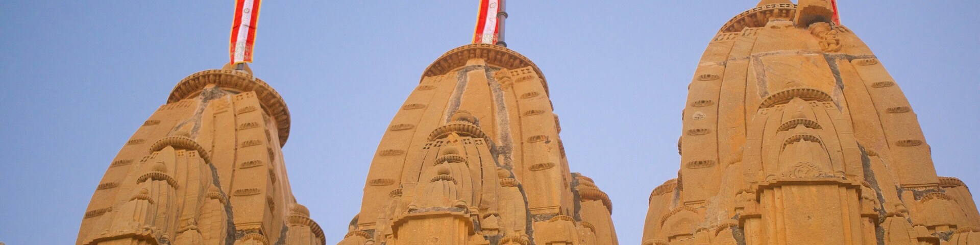 Jaisalmer Fort featuring a statue or sculpture and heritage elements