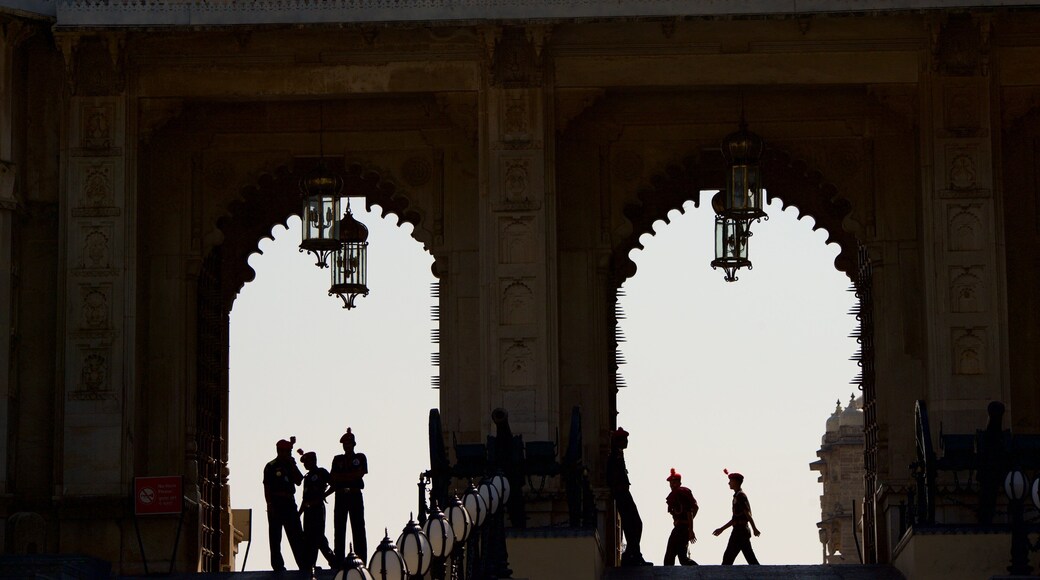 City Palace featuring chateau or palace, heritage architecture and heritage elements