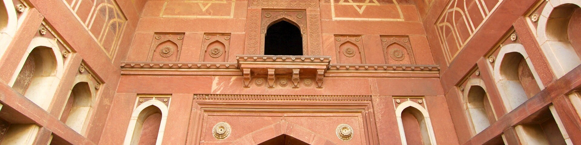 Agra Fort showing heritage architecture and interior views