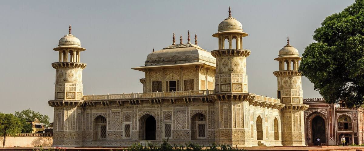 A Beautiful building in lovely grounds, hardly visited in comparison to the Taj Mahal and so much quieter and easy to wonder around compared to the Taj.
Known as the Baby Taj we only saw it on our 3rd visit to the area and it is a must see if you go to Agra. Highly recommended.