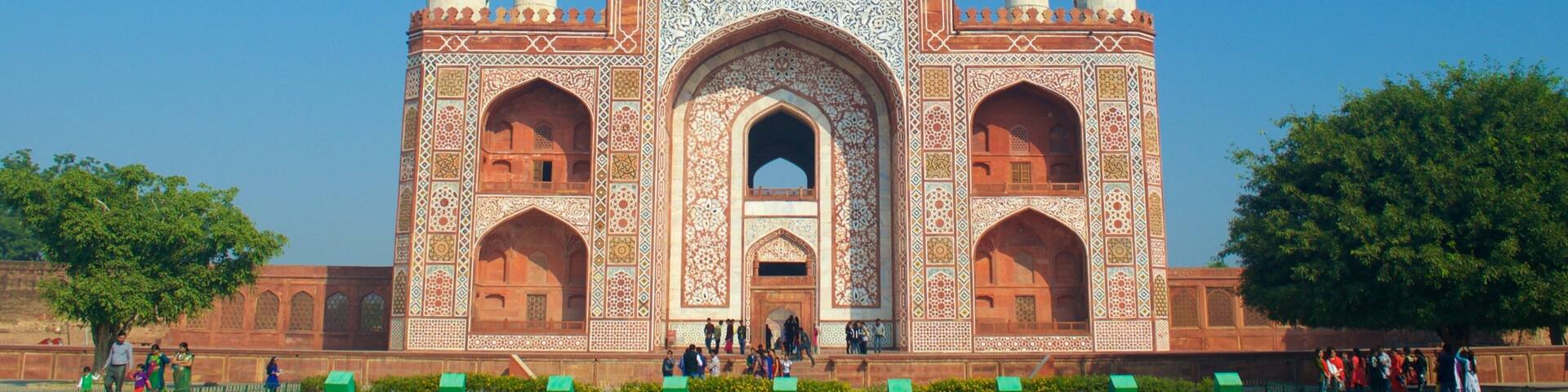 Sikandra presenterar en moské