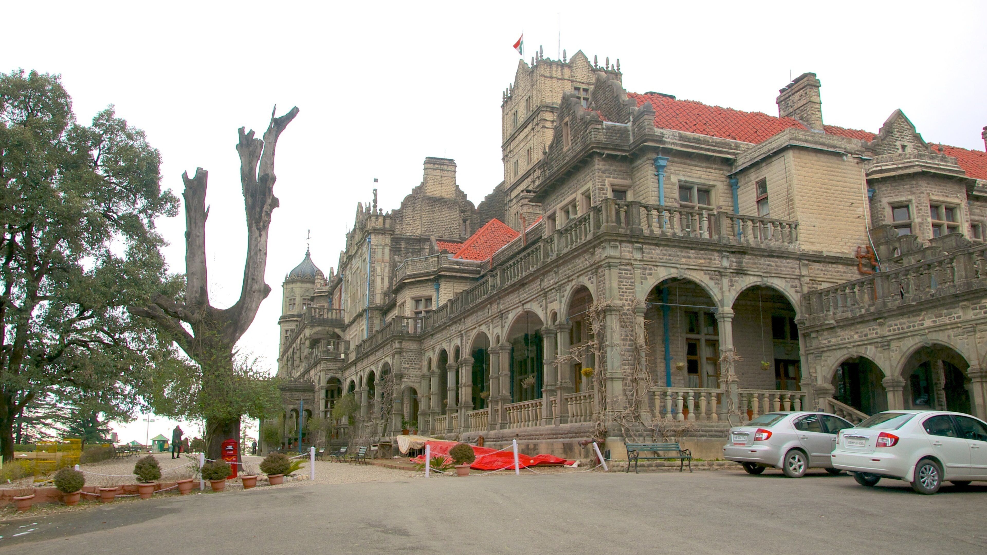Viceregal Lodge featuring heritage architecture and chateau or palace