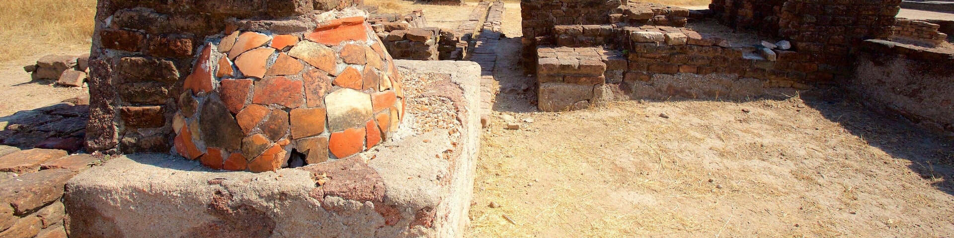 Lothal which includes a ruin