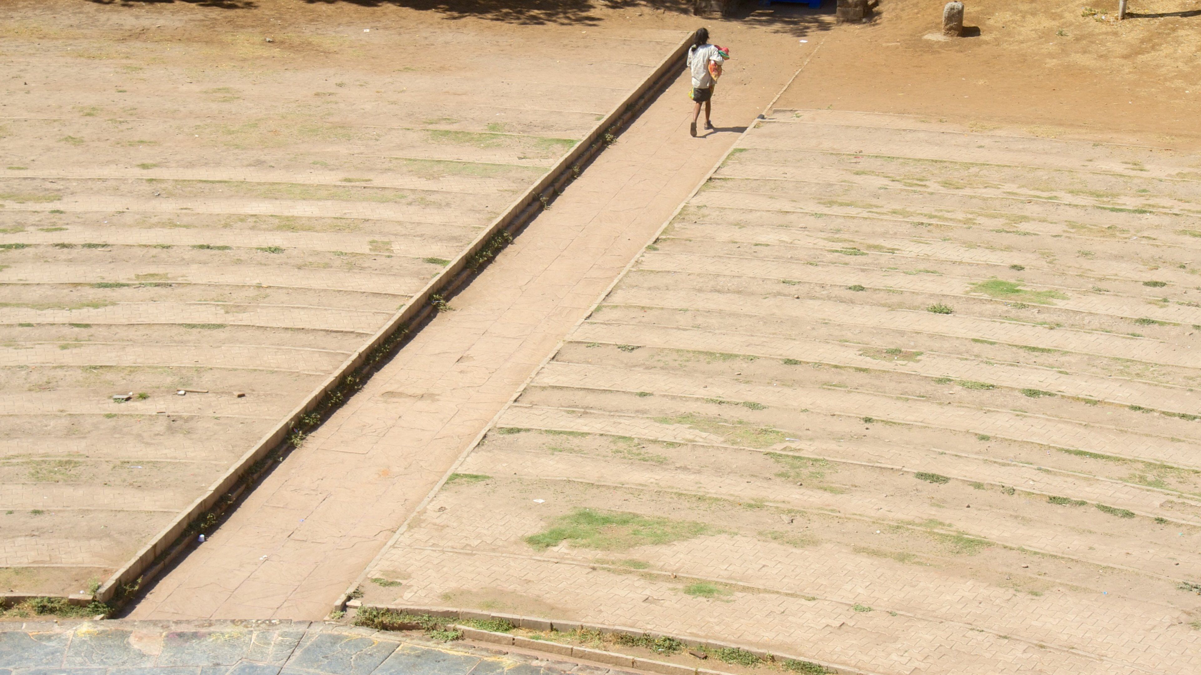 Shaniwar Wada featuring heritage elements as well as an individual femail