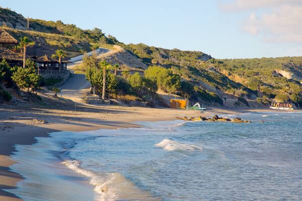 Paradise Beach qui includes plage de sable et vues littorales