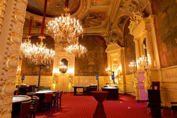 Casino Baden-Baden mit einem Luxushotel oder Resort, Kasino und Innenansichten