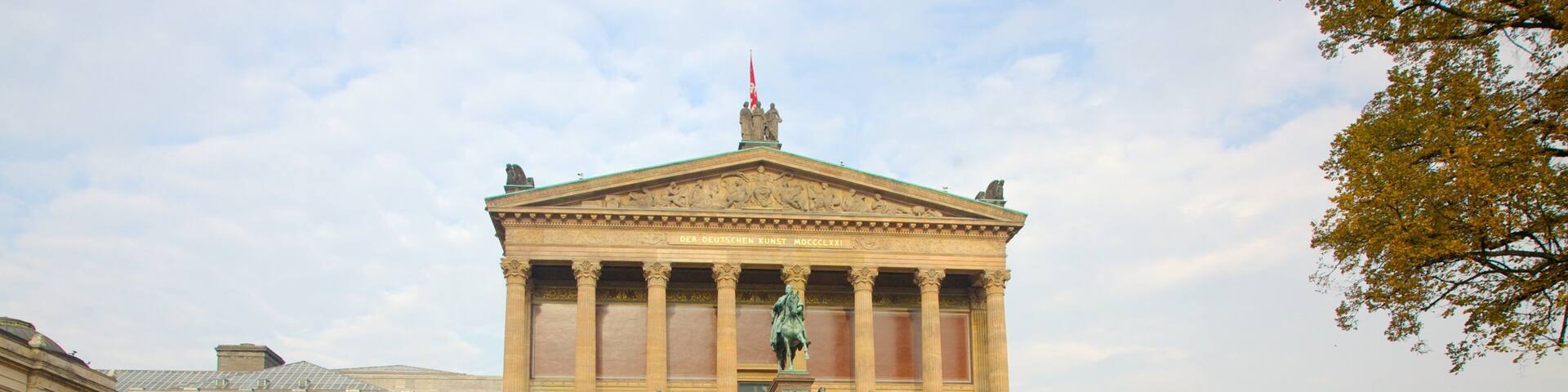 Île aux Musées qui includes ville
