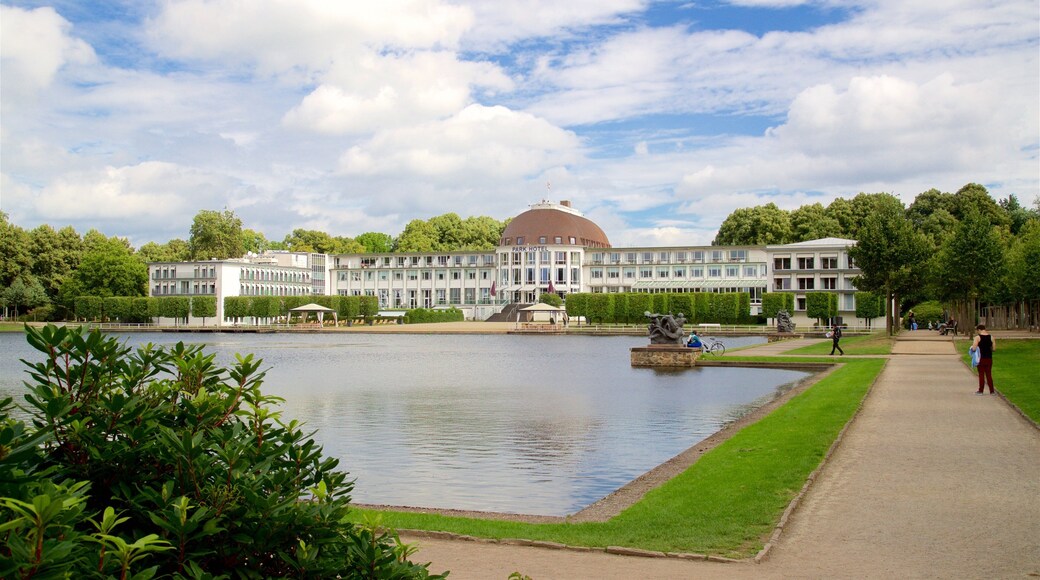 Findorff showing a lake or waterhole