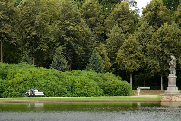 Findorff which includes a garden and a lake or waterhole