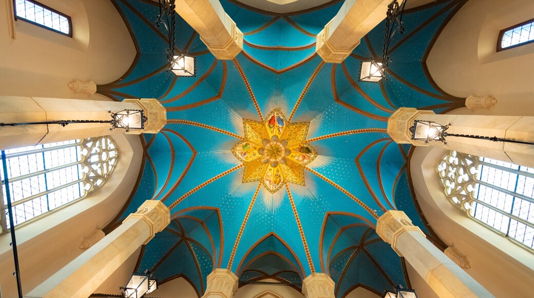 Marienburg Castle showing heritage elements and interior views