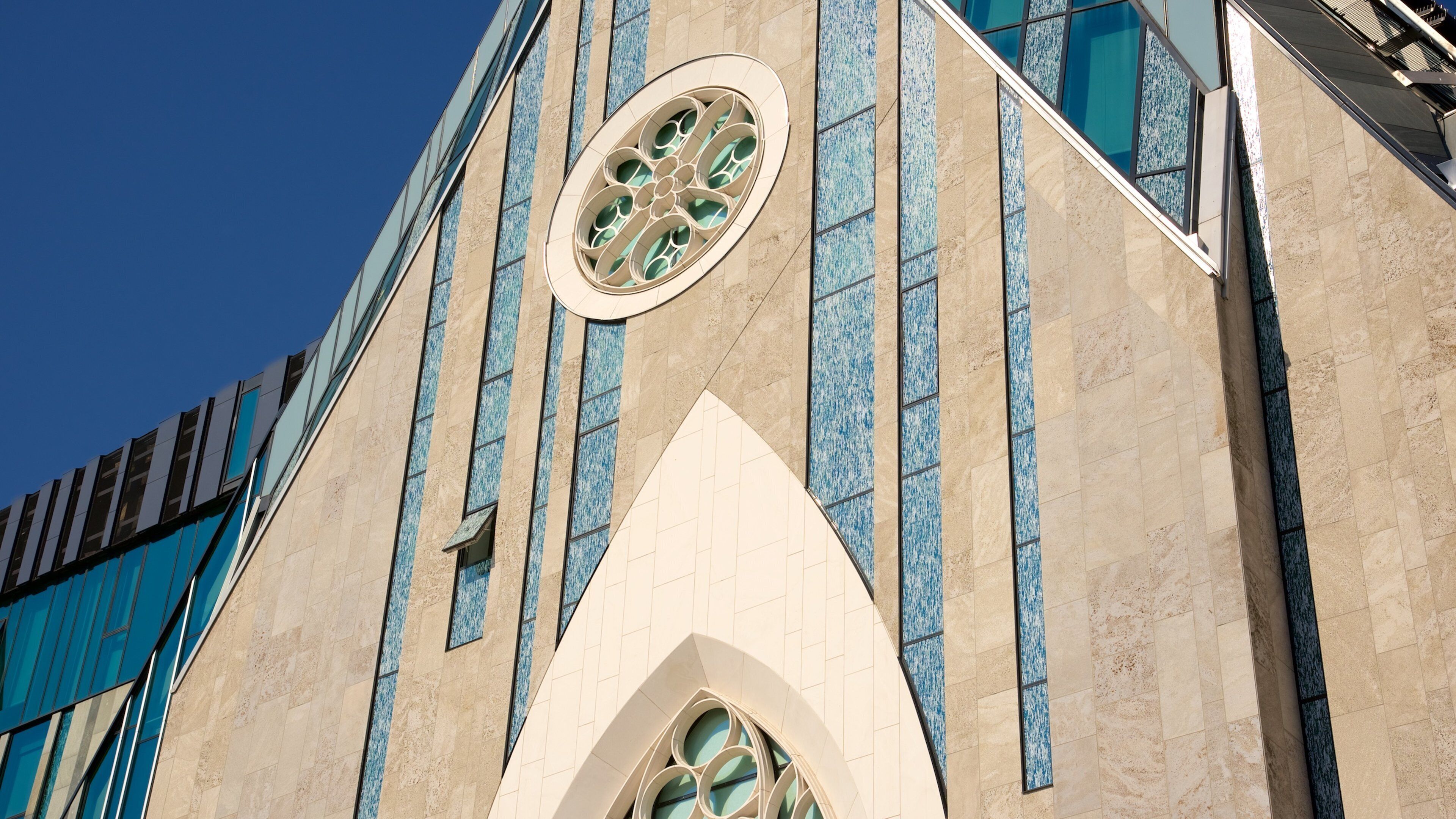 Zentrum featuring a church or cathedral and heritage architecture