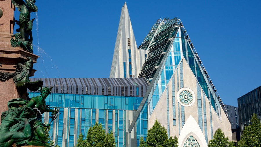 Zentrum showing modern architecture and a church or cathedral