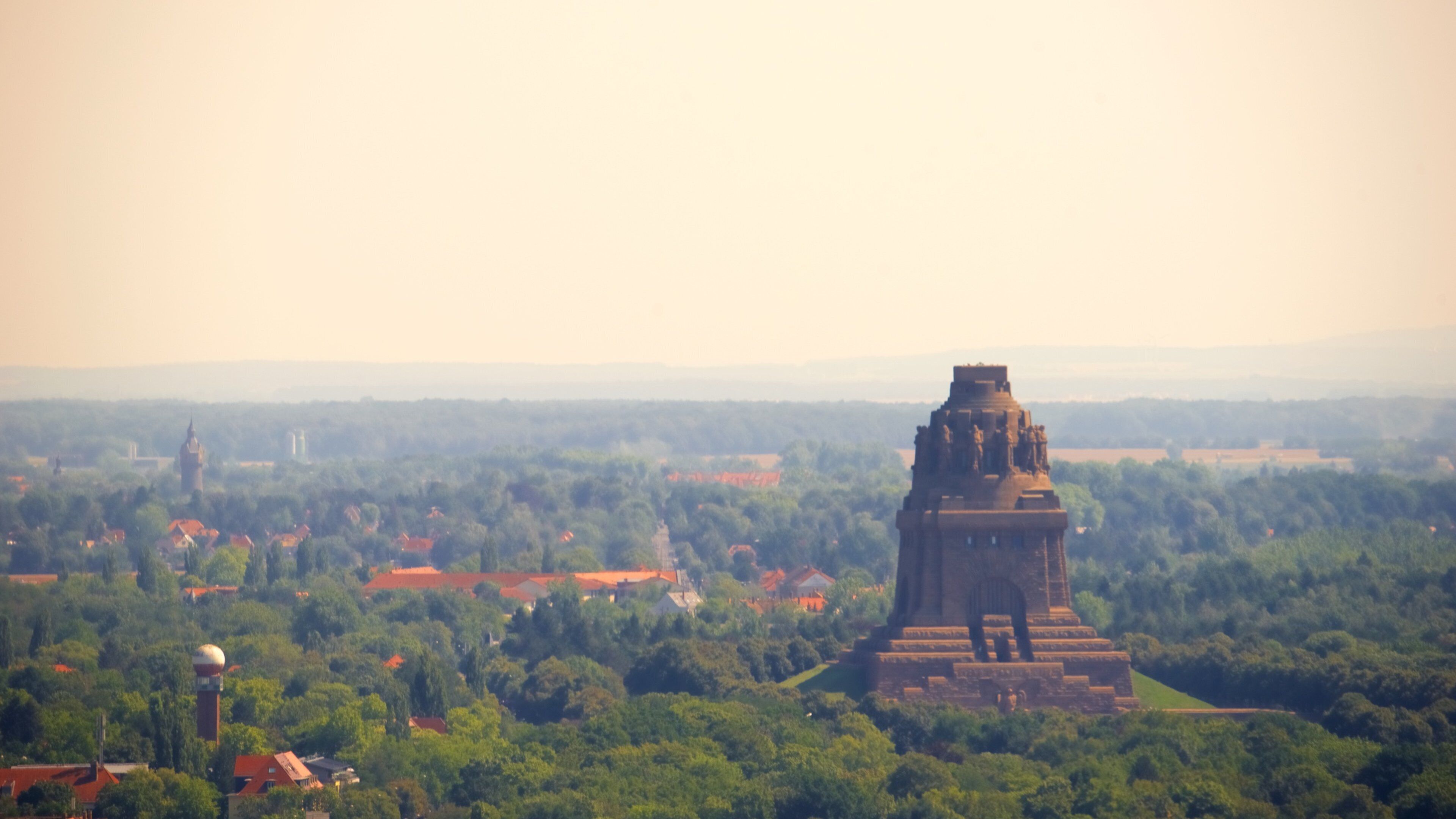 Monument of the Battle of the Nations which includes landscape views and a monument