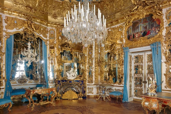 Linderhof Palace showing interior views, heritage elements and a castle