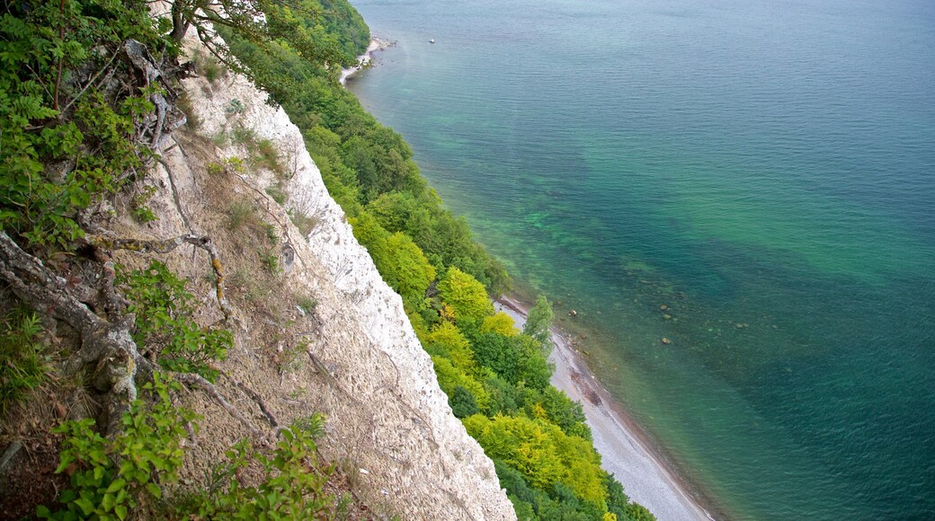 Jasmund nationalpark som visar klippig kustlinje och kustutsikter