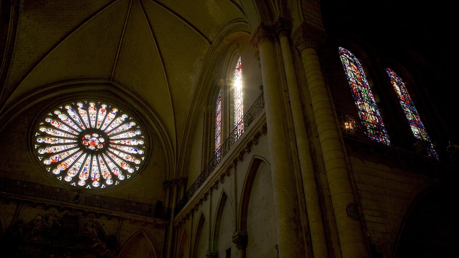 Angers which includes heritage elements, interior views and a church or cathedral