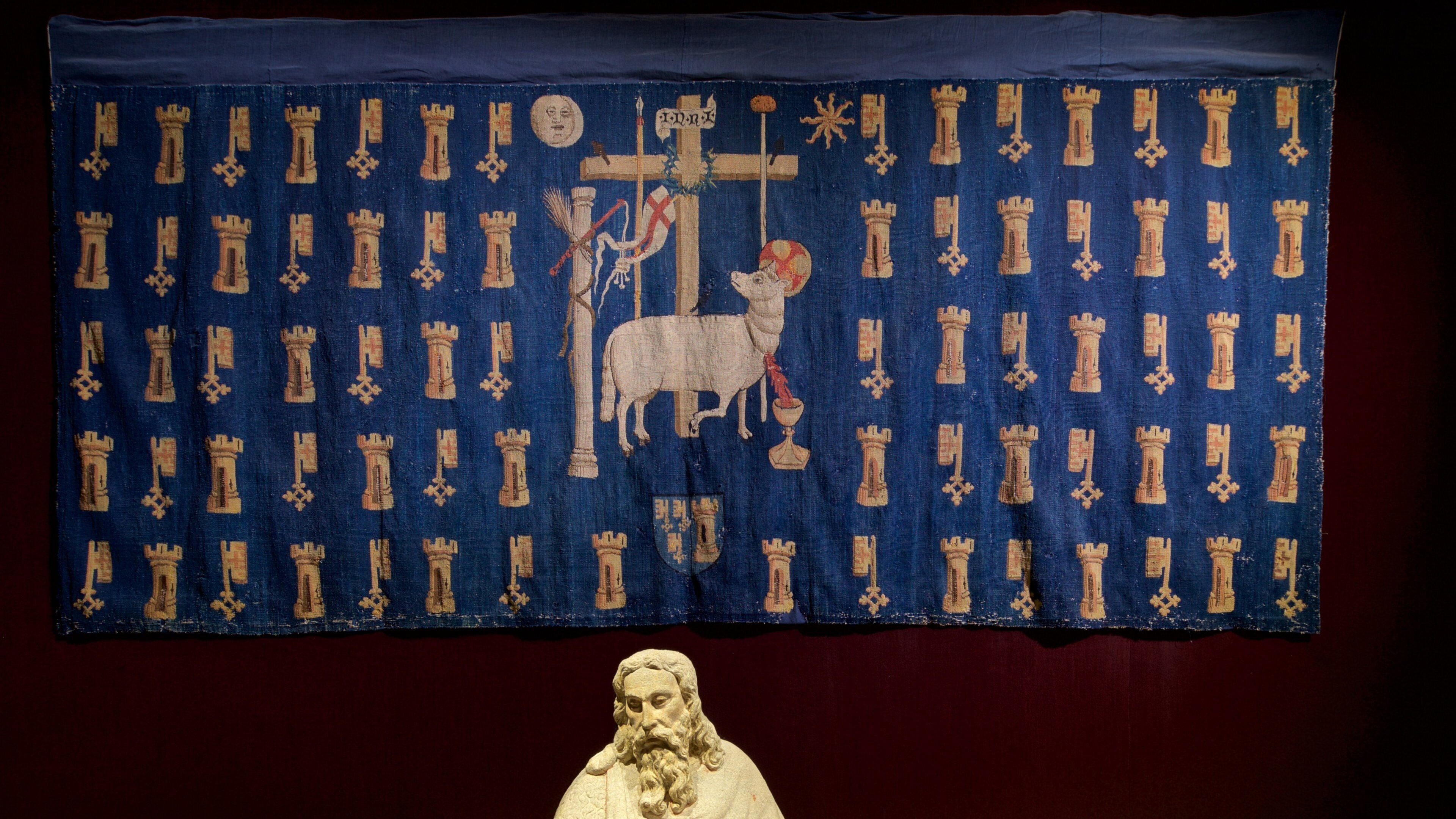 Hôtel-Dieu mit einem religiöse Elemente