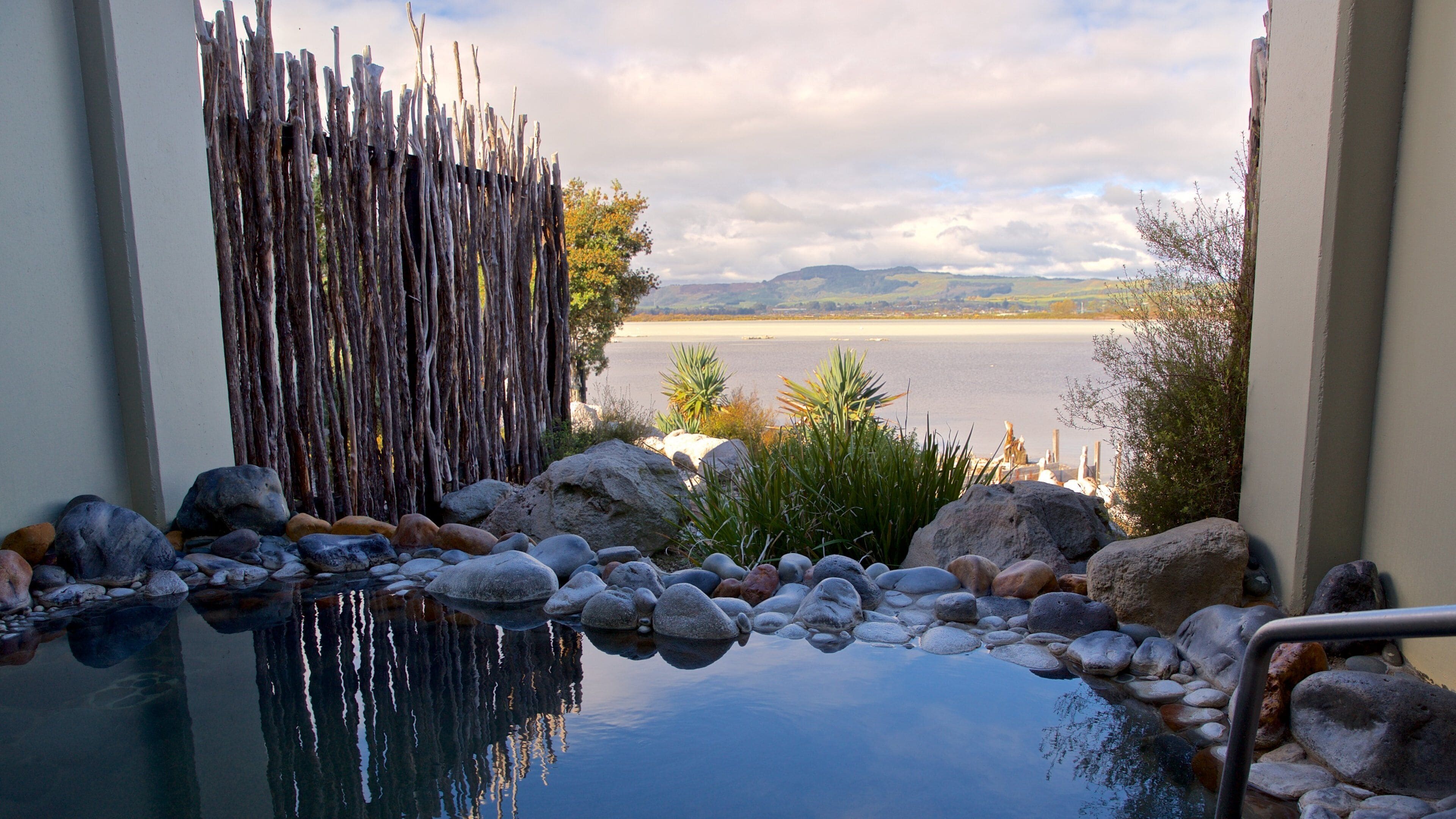 Polynesian Spa featuring a pool
