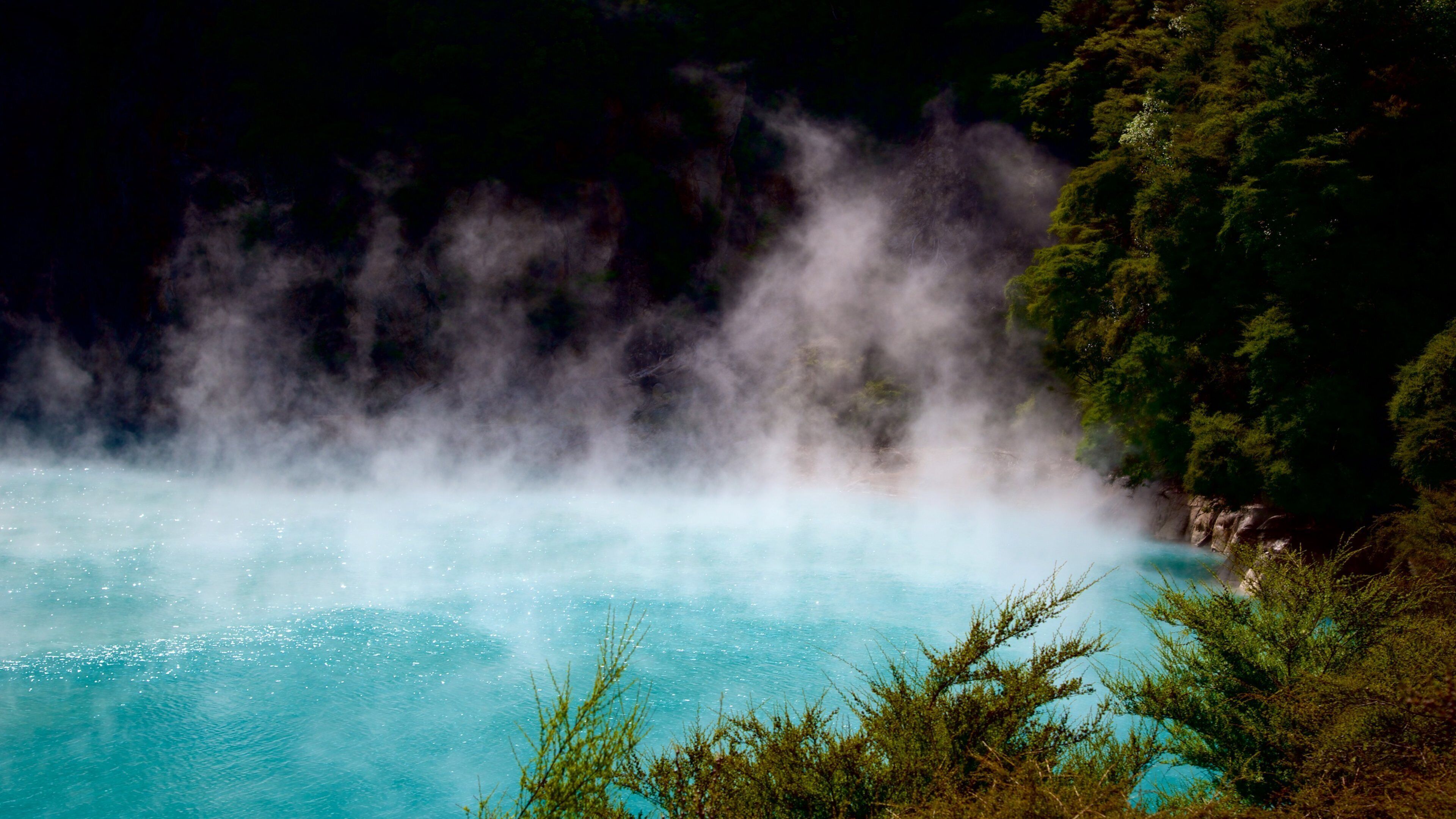 懷芒古火山谷 设有 溫泉