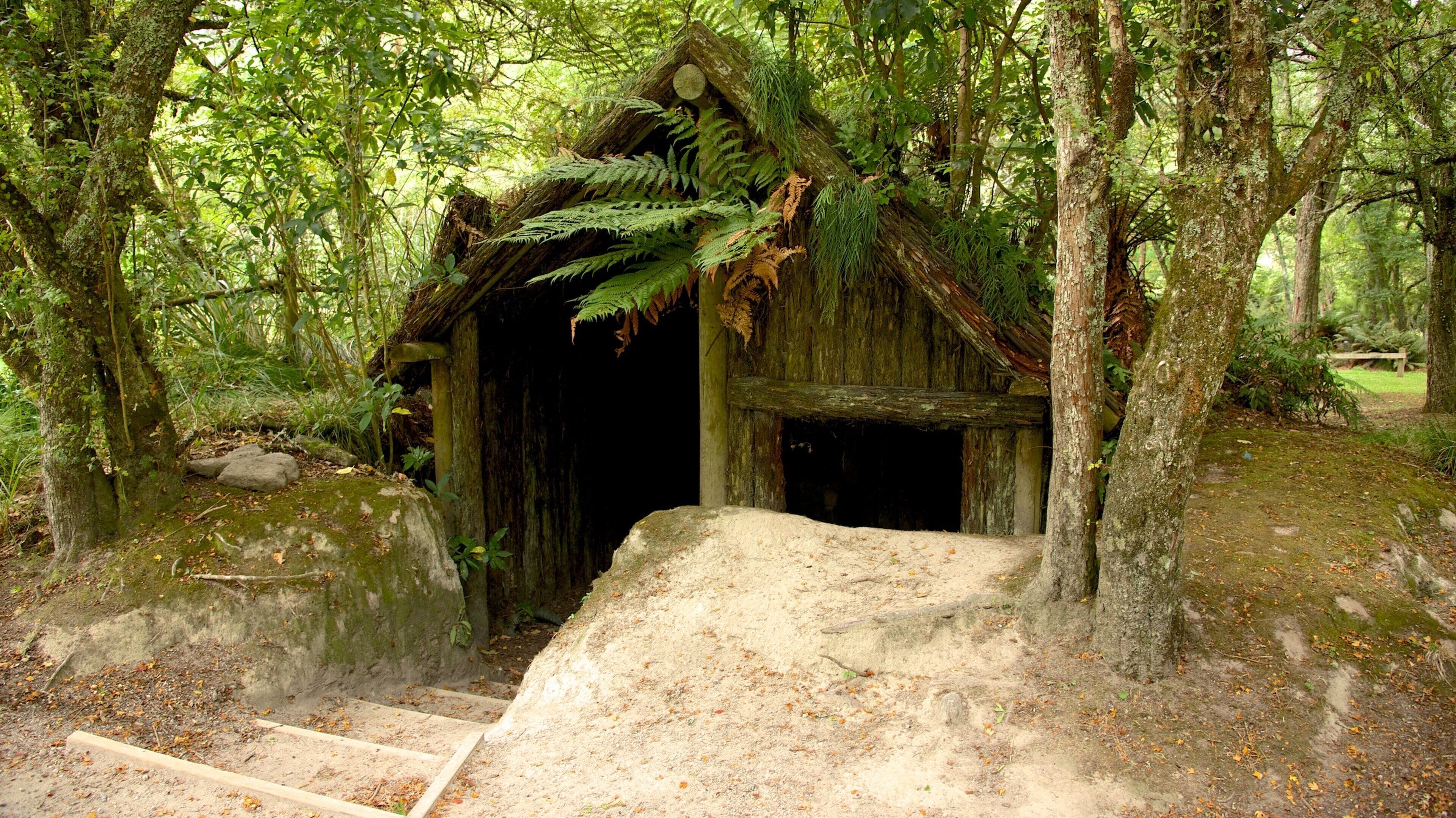 埋葬村 设有 懷舊元素 和 公園