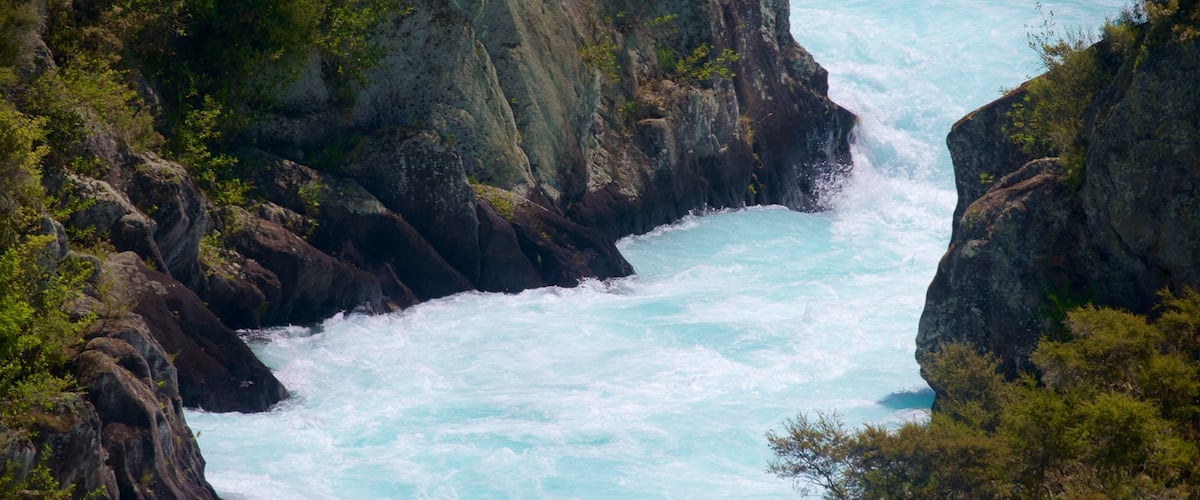 Aratiatia Rapids featuring a river or creek and rapids