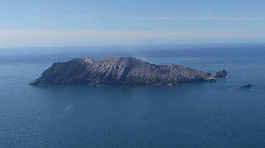 Heliride to white island