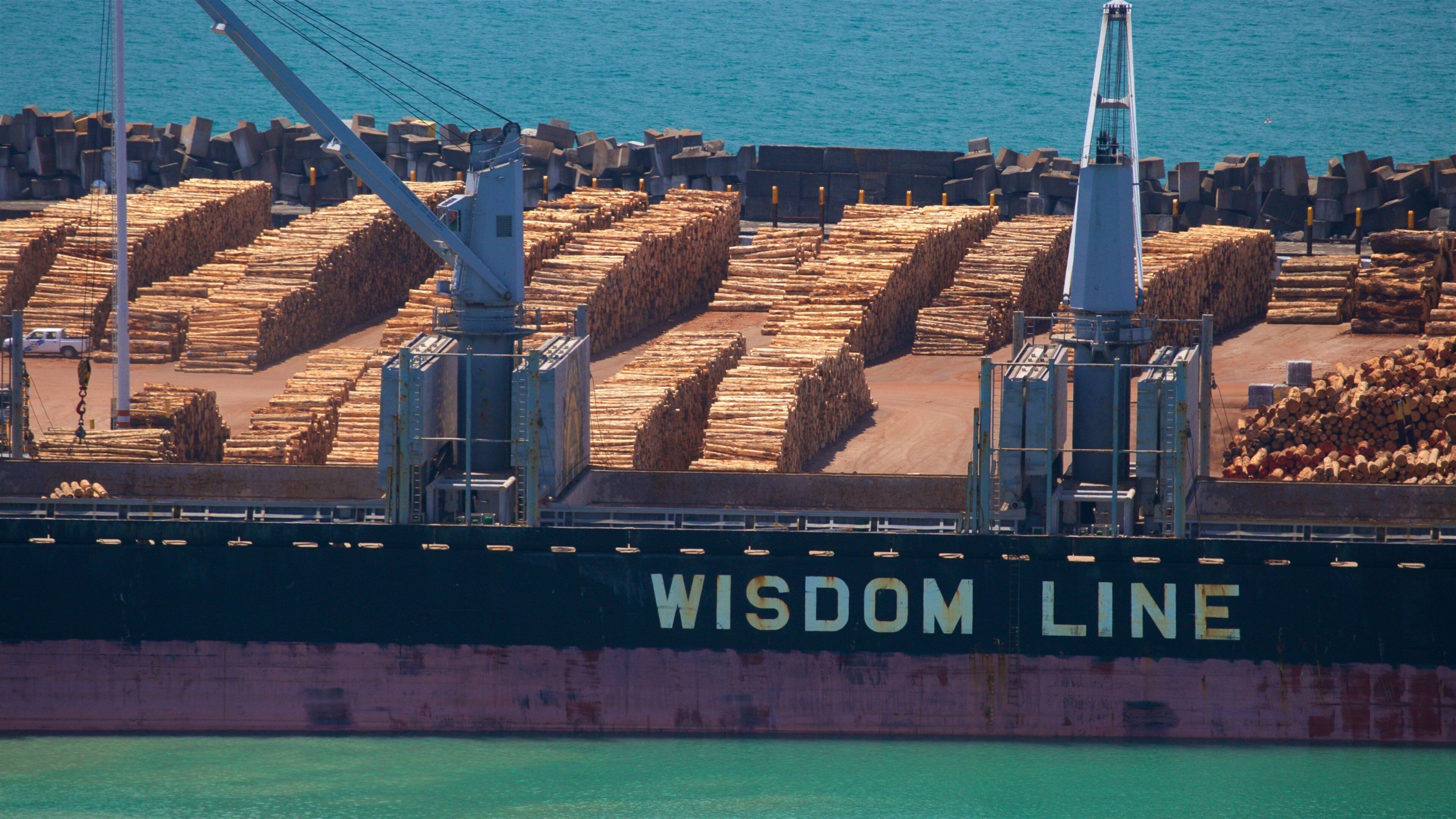 Bluff Hill Domain Lookout featuring boating and signage