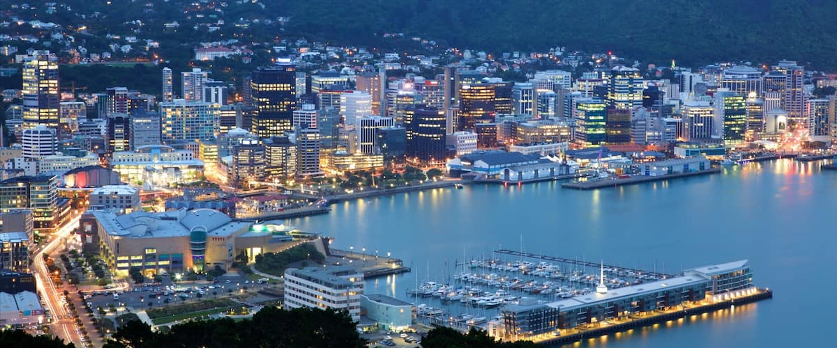 Mount Victoria Lookout showing night scenes, a bay or harbor and mountains