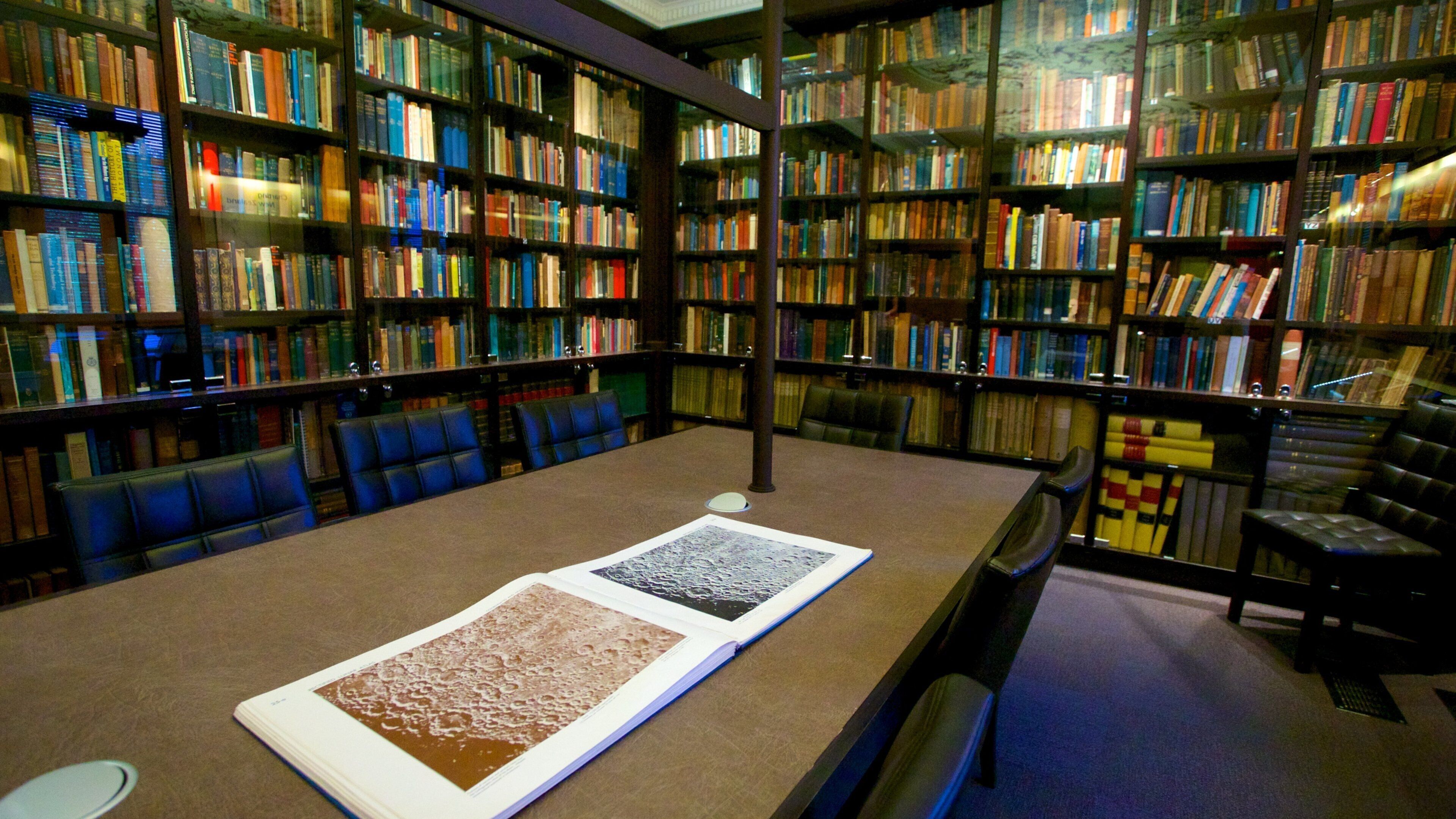 Carter Observatory som visar ett observatorium och interiörer