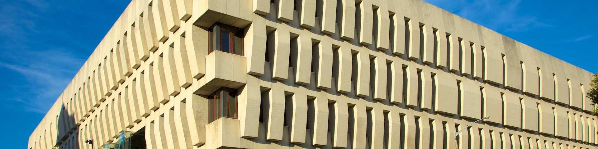 National Library featuring modern architecture